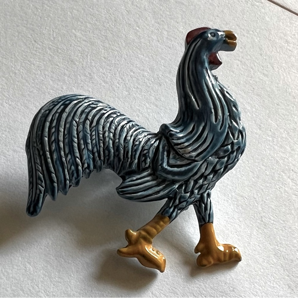 Vintage costume jewelry Blue rooster brooch pin